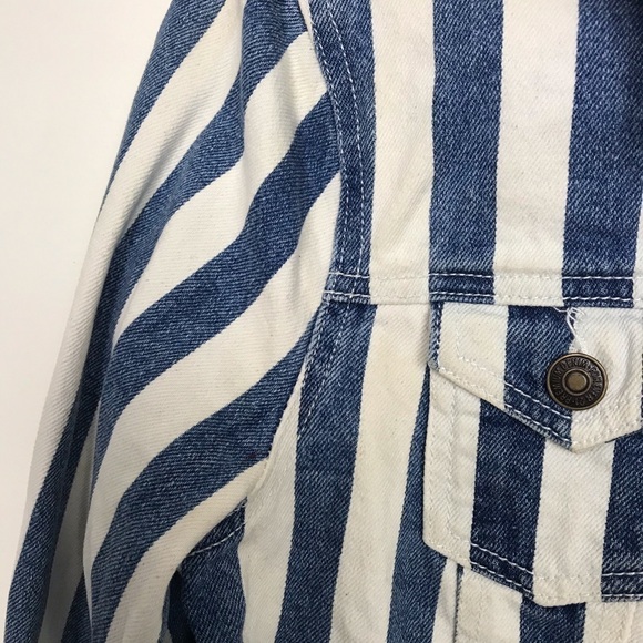 Forever 21 Blue Ivory Stripe Denim Jacket - Picture 6 of 9